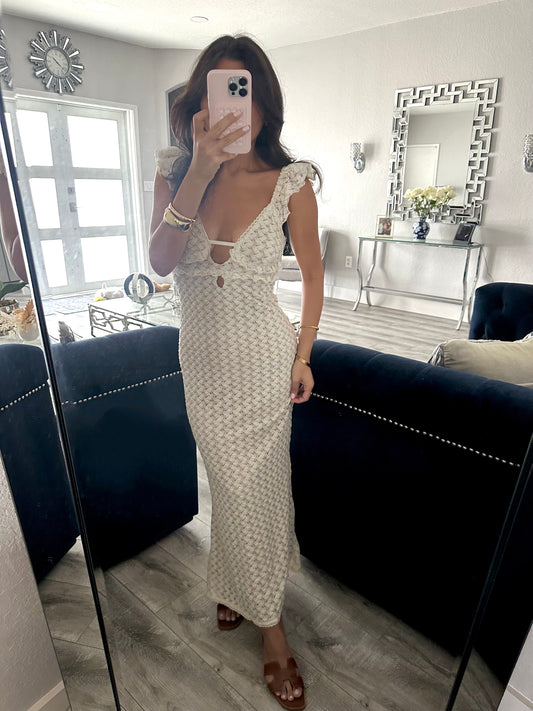 Mia White Maxi